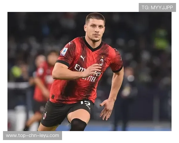 卢卡或成米兰锋线新星，转会市场陷入两难